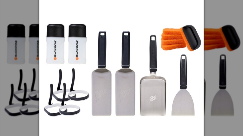 Blackstone 16-piece Ultimate Kit tool set with spatulas, squeeze bottles, scrubber, and egg rings