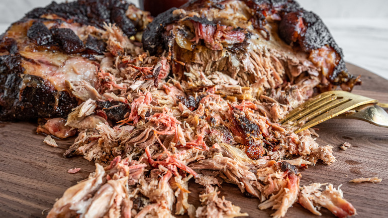 apple cider smoked pulled pork