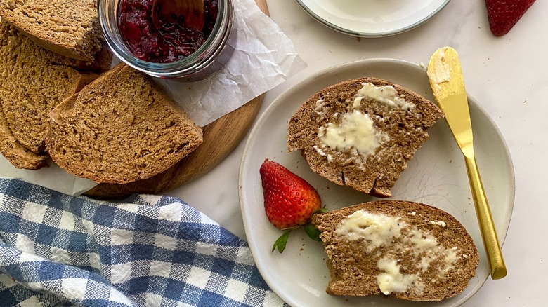 pumpernickel bread with butter