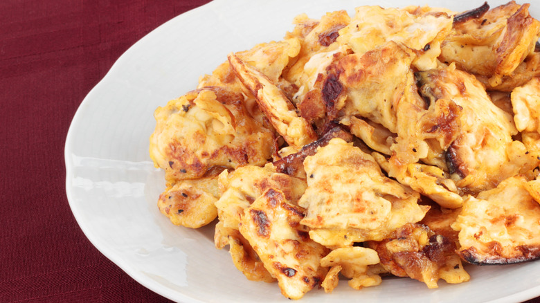 plate of matzo brei