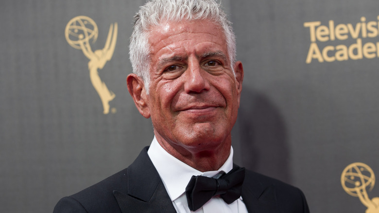Anthony Bourdain posing