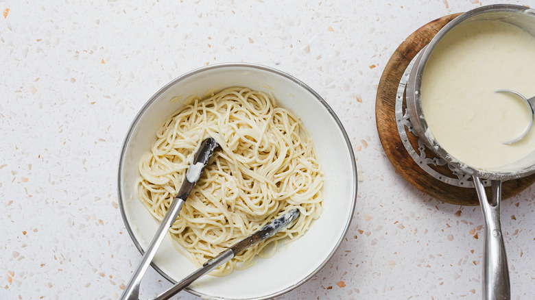 Pasta with sauce in bowl