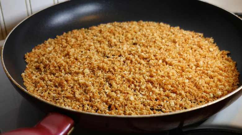 skillet of toasted panko breadcrumbs