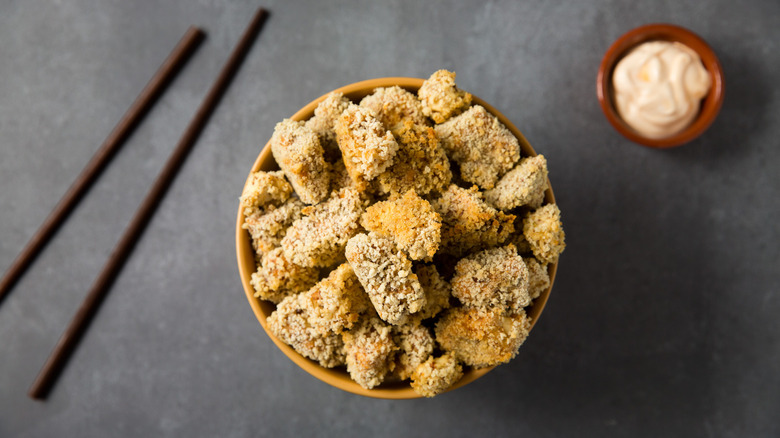 popcorn tofu served on table