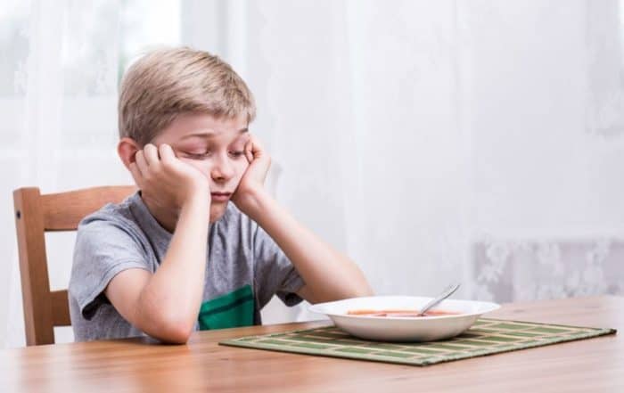 Picky eater child facing feeding issues during mealtime